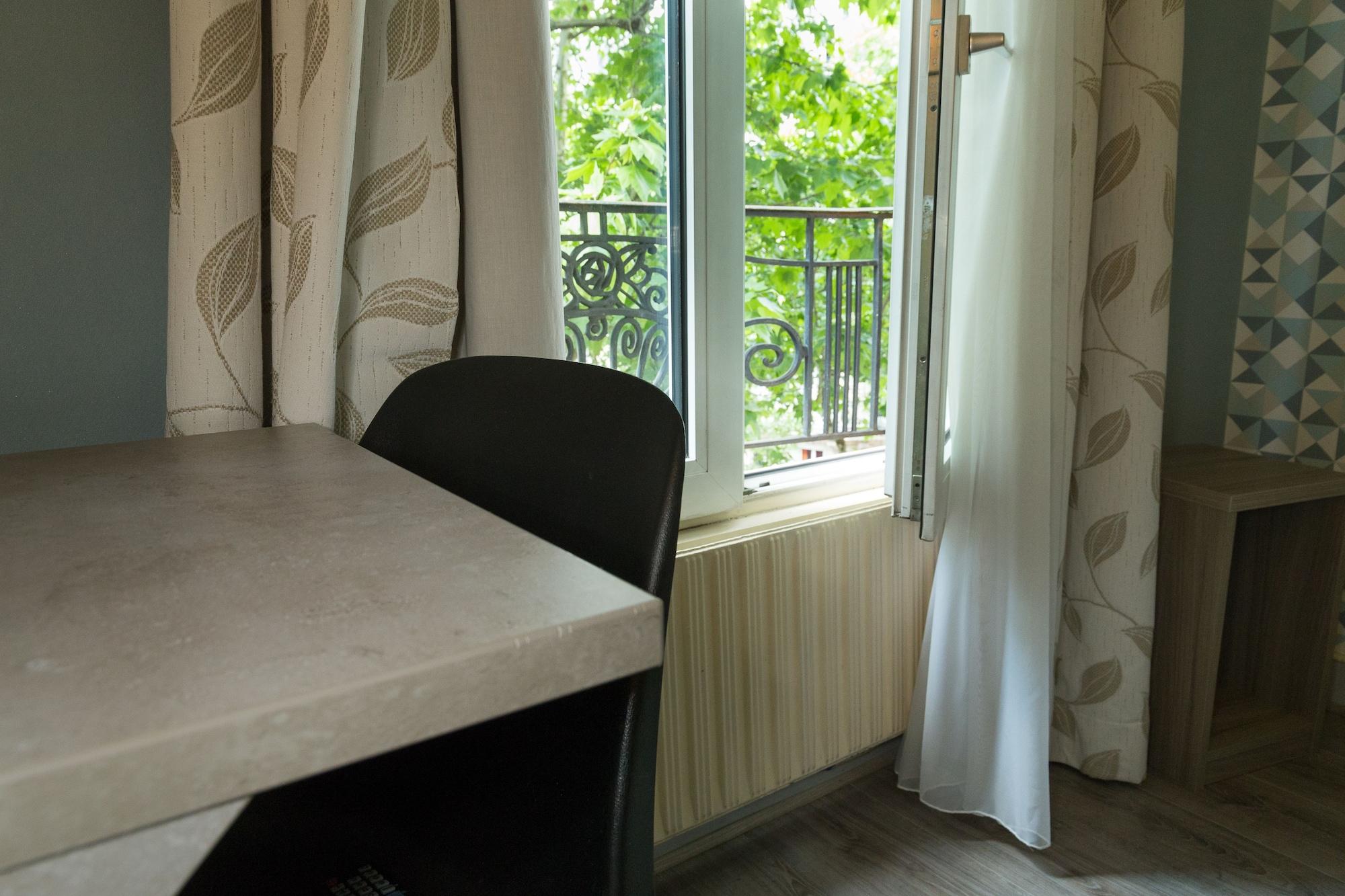 Panam Hotel Paris Gambetta- Place Gambetta-Mairie Du 20 Emme Εξωτερικό φωτογραφία