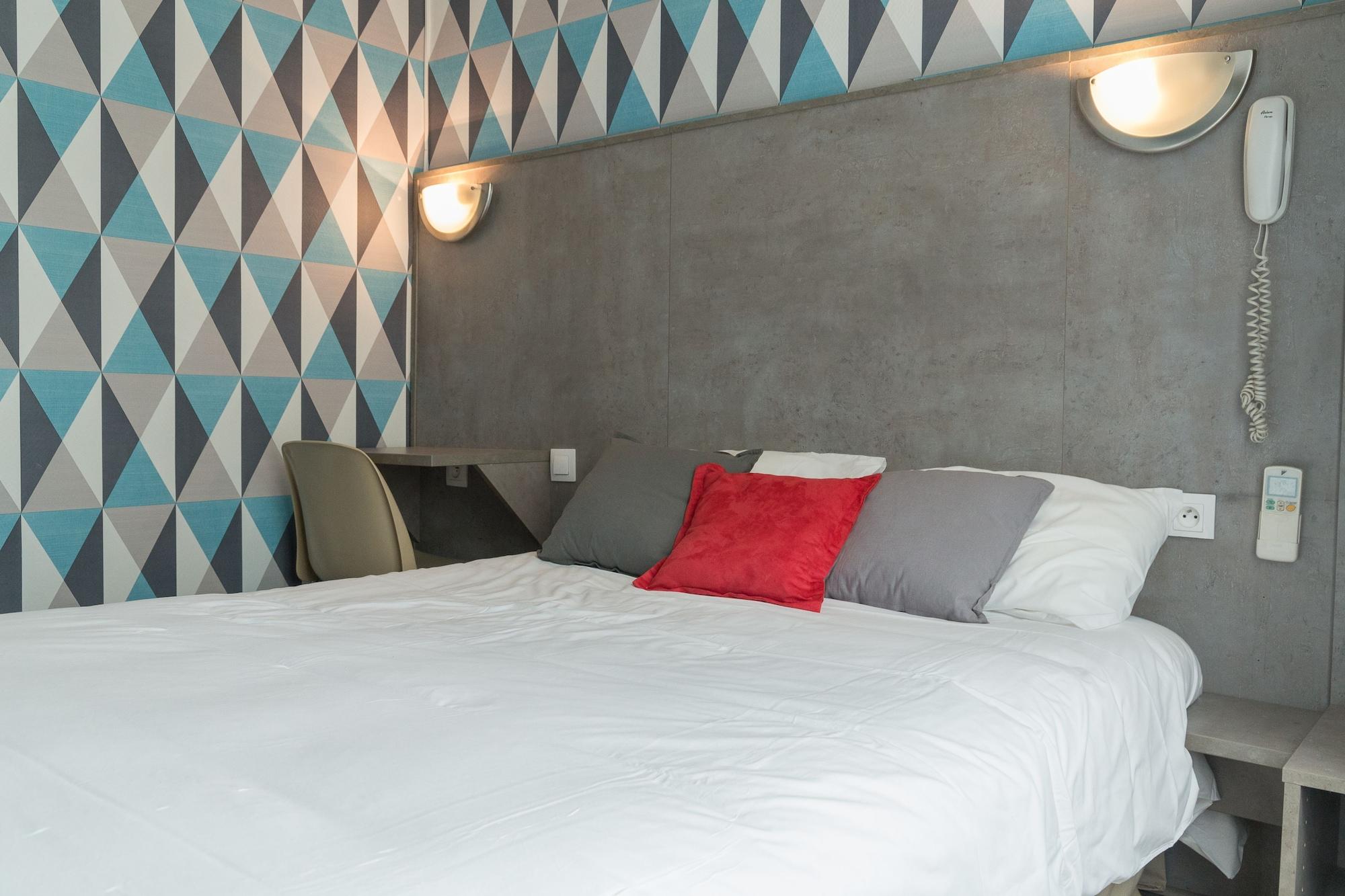 Panam Hotel Paris Gambetta- Place Gambetta-Mairie Du 20 Emme Εξωτερικό φωτογραφία