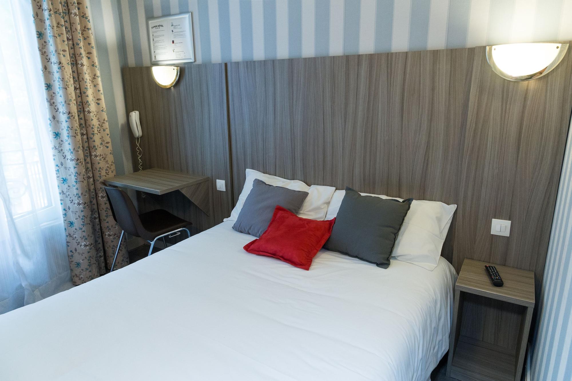 Panam Hotel Paris Gambetta- Place Gambetta-Mairie Du 20 Emme Εξωτερικό φωτογραφία