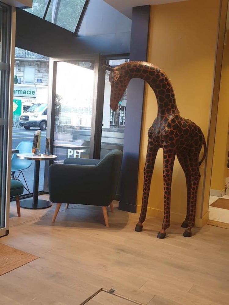 Panam Hotel Paris Gambetta- Place Gambetta-Mairie Du 20 Emme Εξωτερικό φωτογραφία