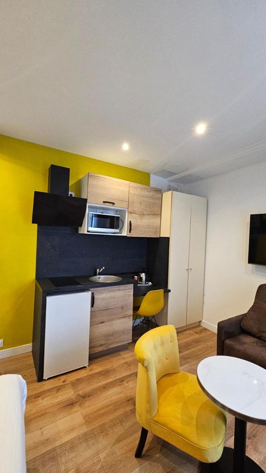 Panam Hotel Paris Gambetta- Place Gambetta-Mairie Du 20 Emme Εξωτερικό φωτογραφία