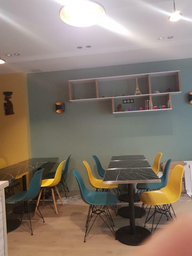Panam Hotel Paris Gambetta- Place Gambetta-Mairie Du 20 Emme Εξωτερικό φωτογραφία